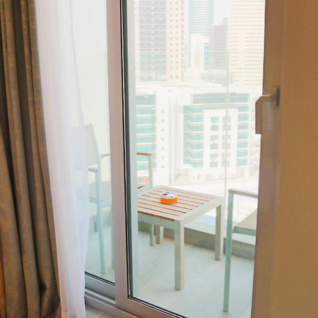 Casa Royale Vacation Home - Dubai Marina ภายนอก รูปภาพ
