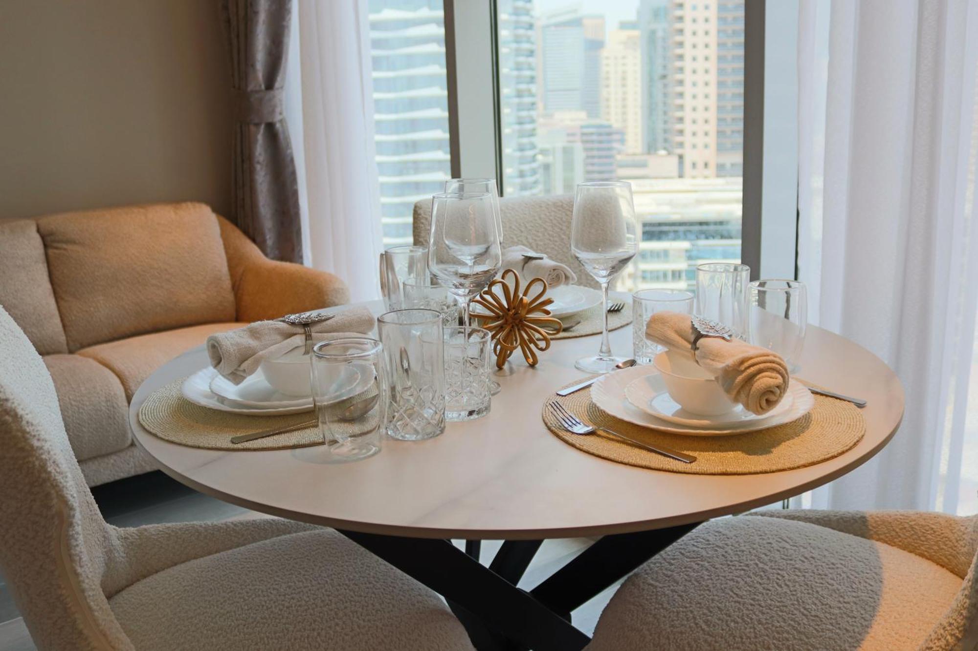 Casa Royale Vacation Home - Dubai Marina ภายนอก รูปภาพ